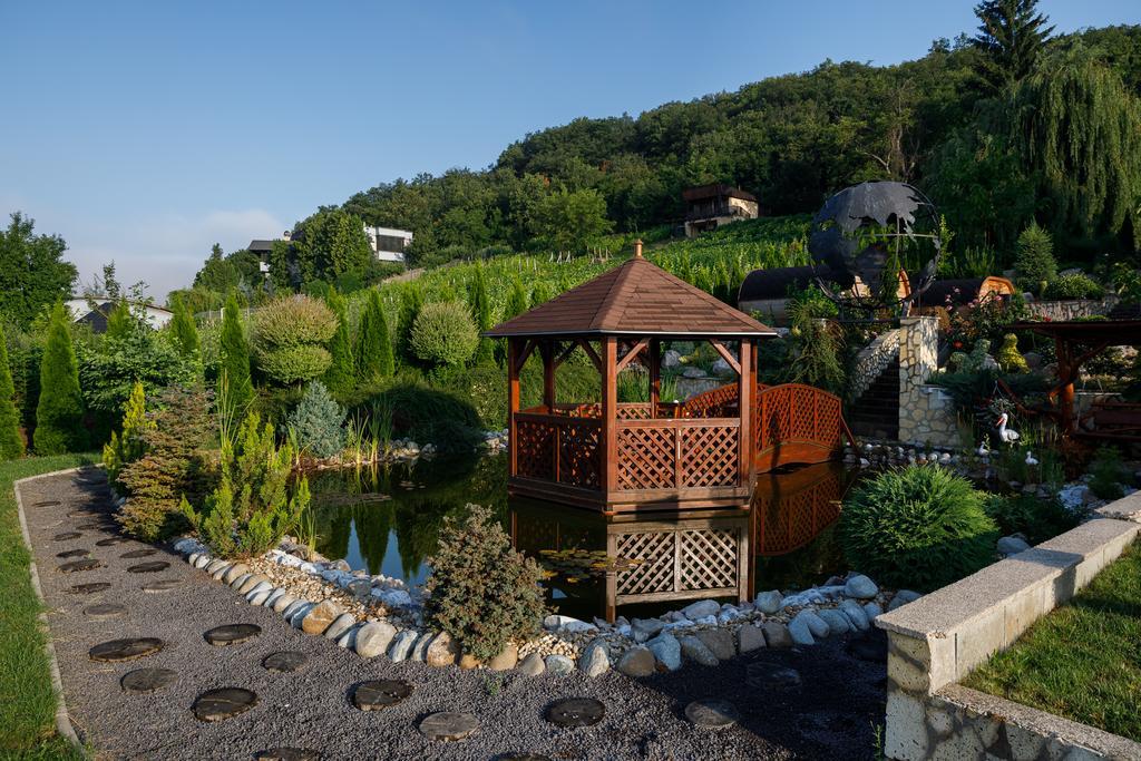 Tokaj Zlata Putna - Restaurant & Pension Vinicky 외부 사진