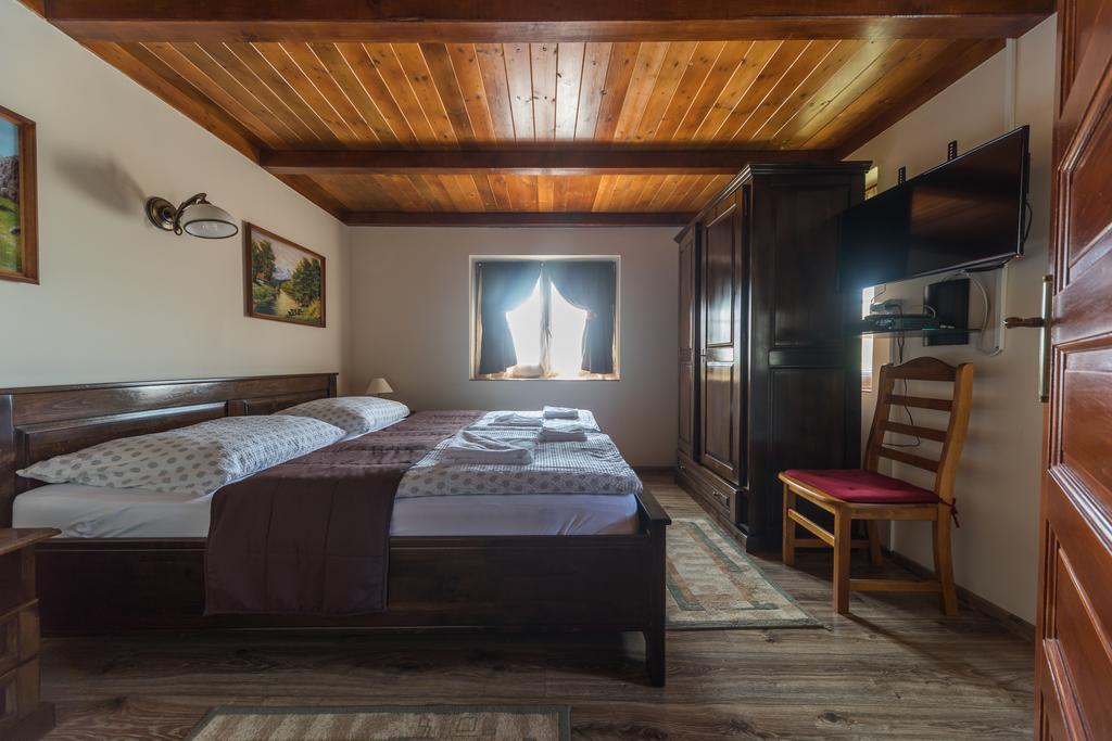 Tokaj Zlata Putna - Restaurant & Pension Vinicky 외부 사진