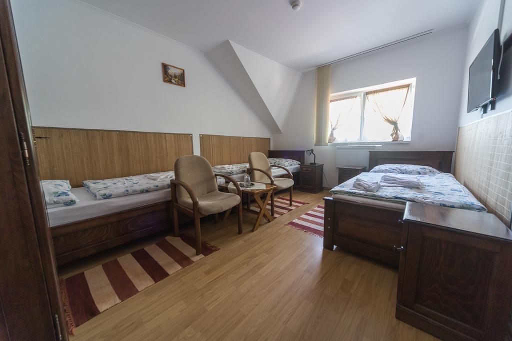 Tokaj Zlata Putna - Restaurant & Pension Vinicky 외부 사진