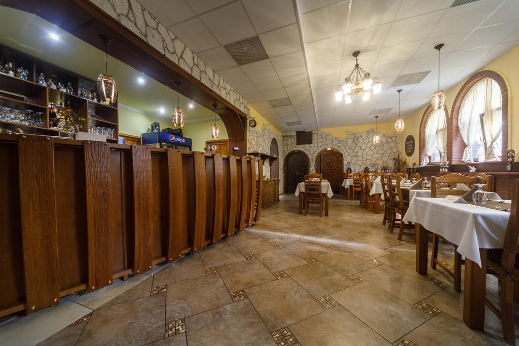 Tokaj Zlata Putna - Restaurant & Pension Vinicky 외부 사진